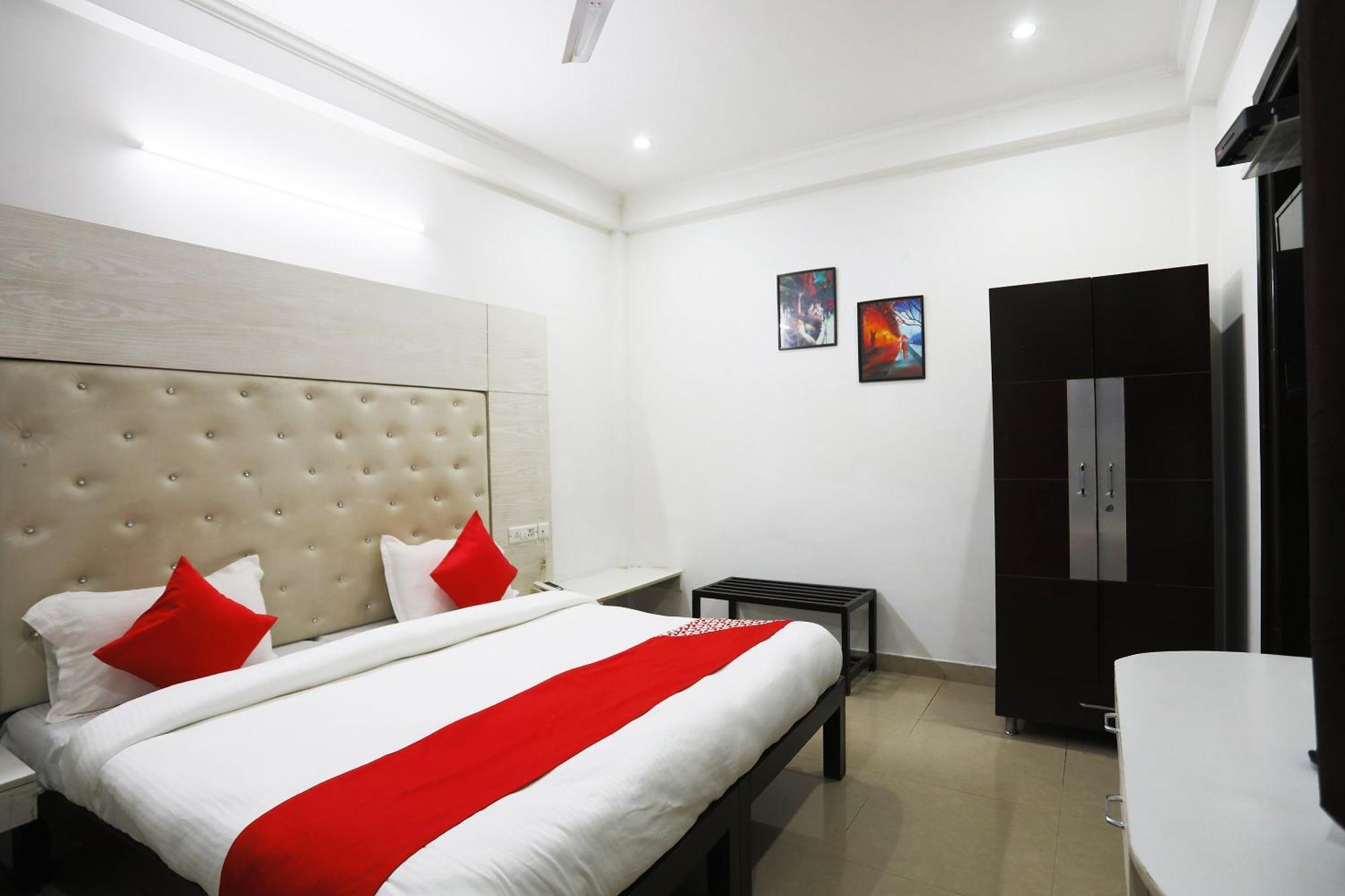 Super Collection O Tipsyy Inn 014 Gurgaon Extérieur photo