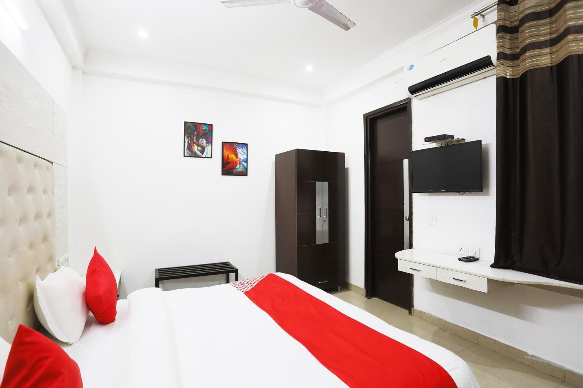 Super Collection O Tipsyy Inn 014 Gurgaon Extérieur photo